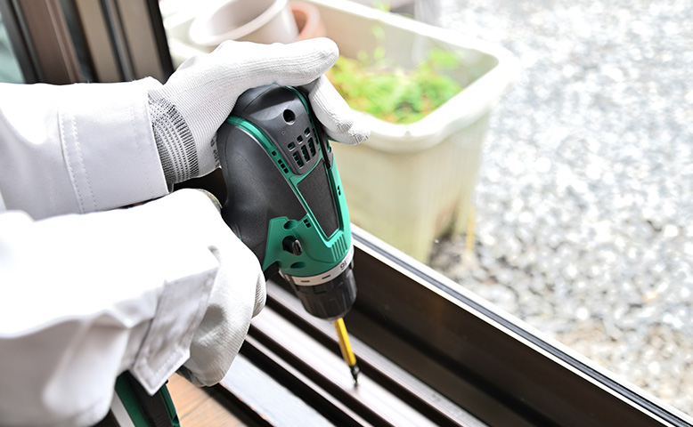 内窓はDIYと業者依頼どちらがいい？