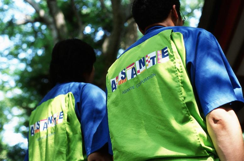 シロアリ予防や駆除の保証が充実している専門業者のイメージ